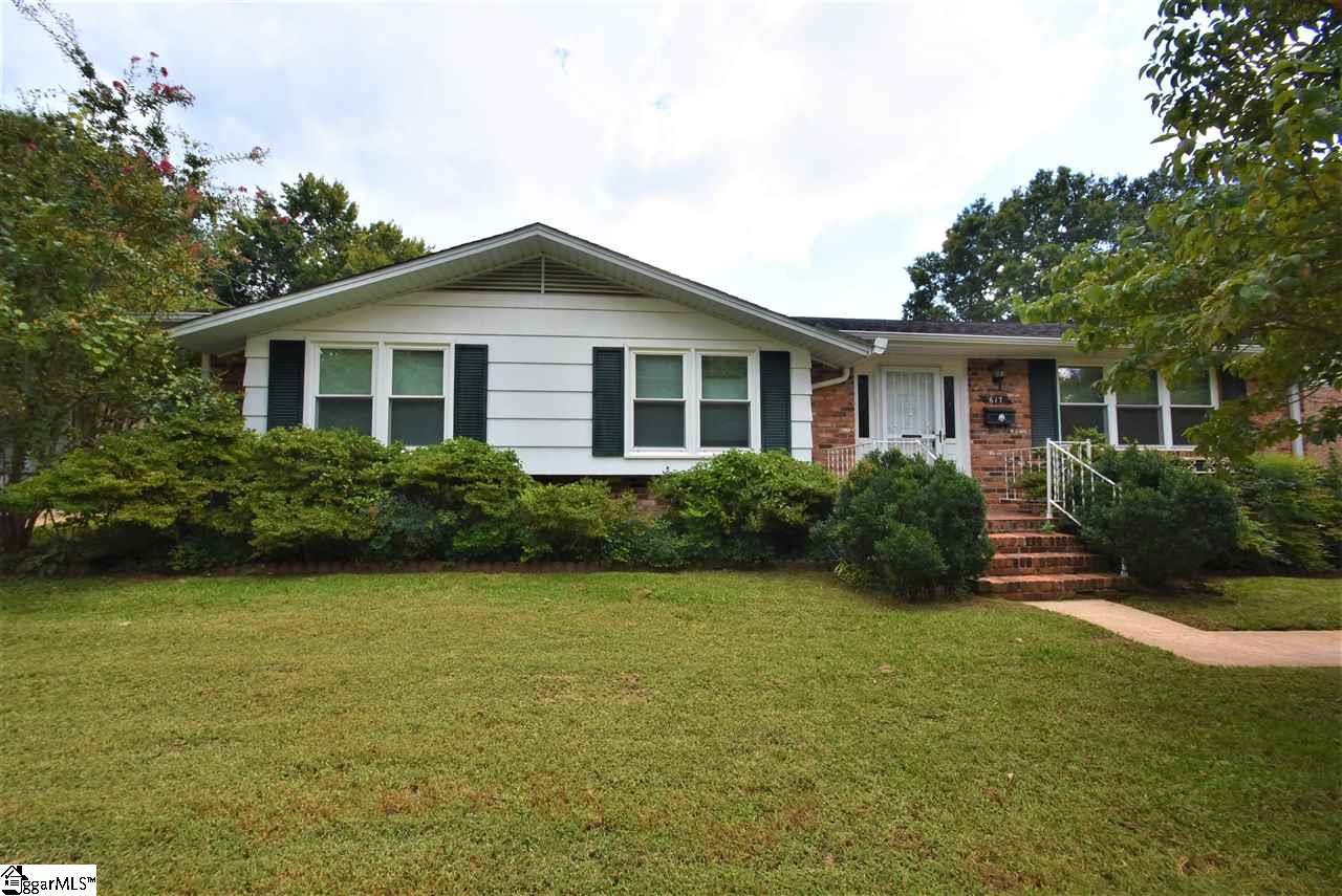 617 Parkins Mill Road Greenville, SC 29607 - Photo 1 of 29
