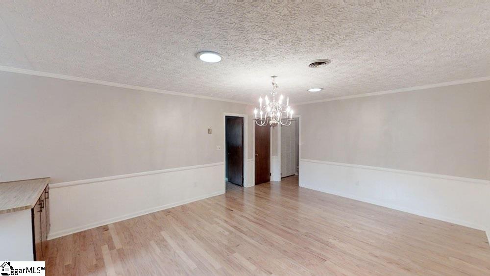 617 Parkins Mill Road Greenville, SC 29607 - Photo 5 of 29