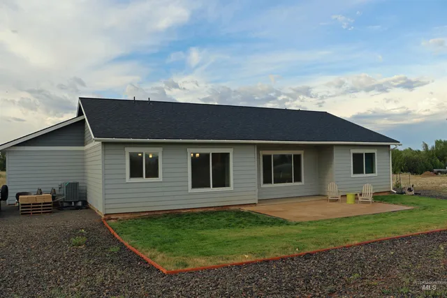 $439,000 | 2272 Golf Lane, Council, ID 83612