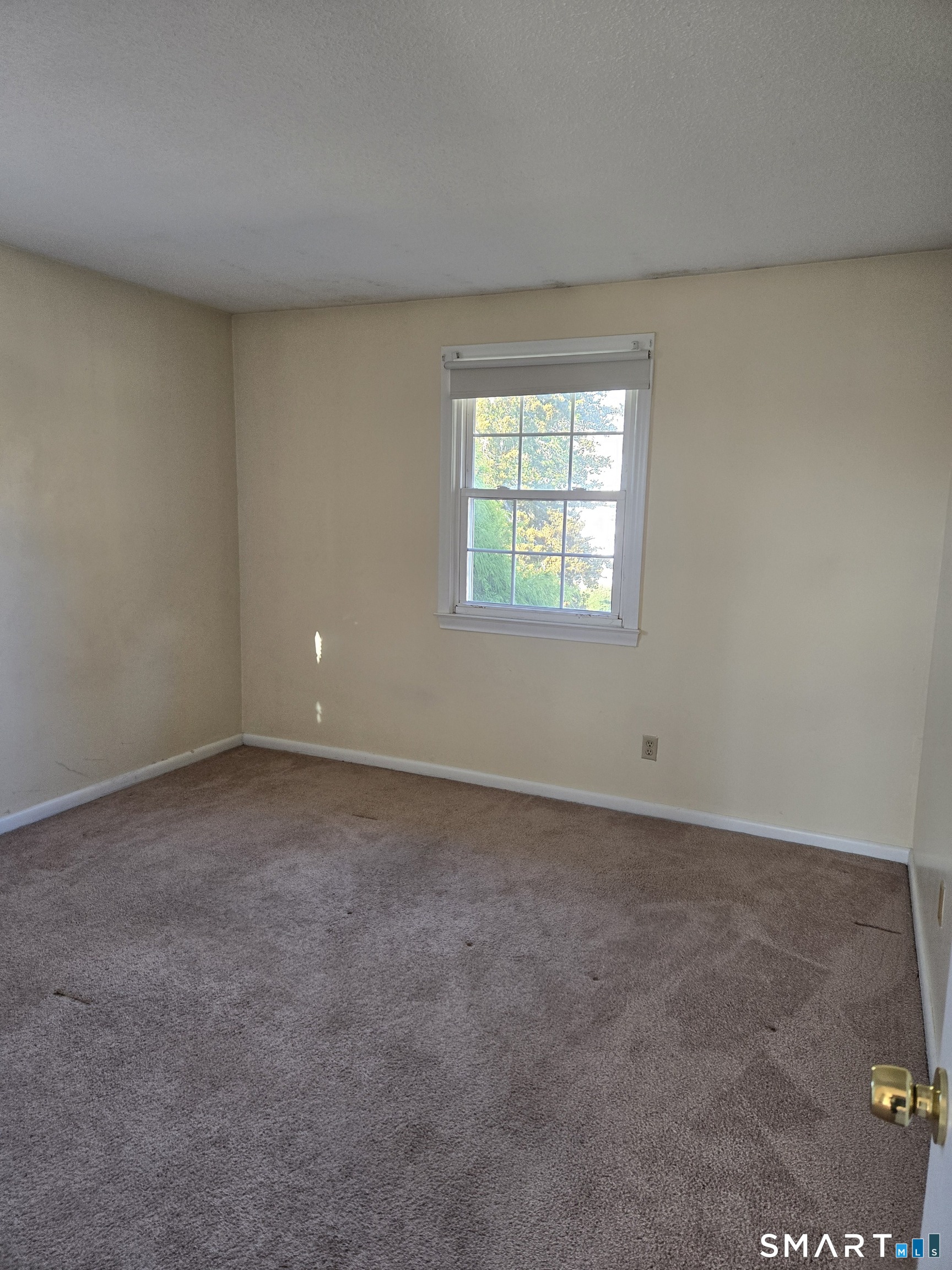 27 College Street, Unit 4 Clinton, CT 06413 - Photo 4 of 8