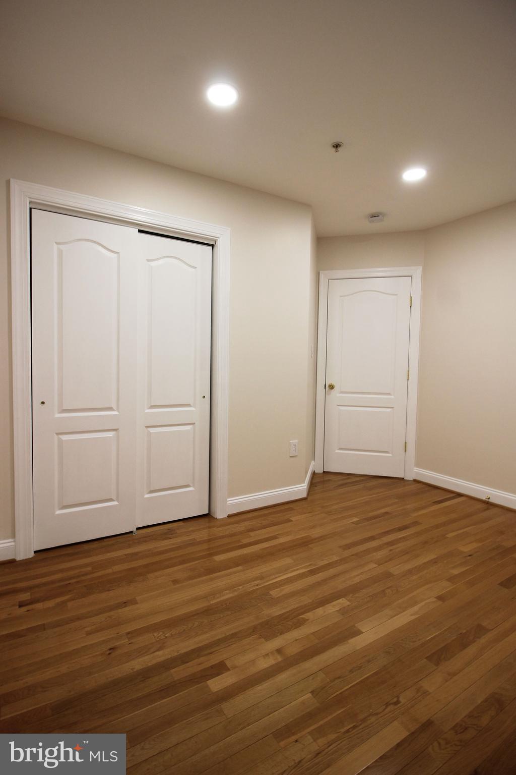 141 Chevy Chase Street, Unit 141 Gaithersburg, MD 20878 - Photo 17 of 32 a view of an empty room