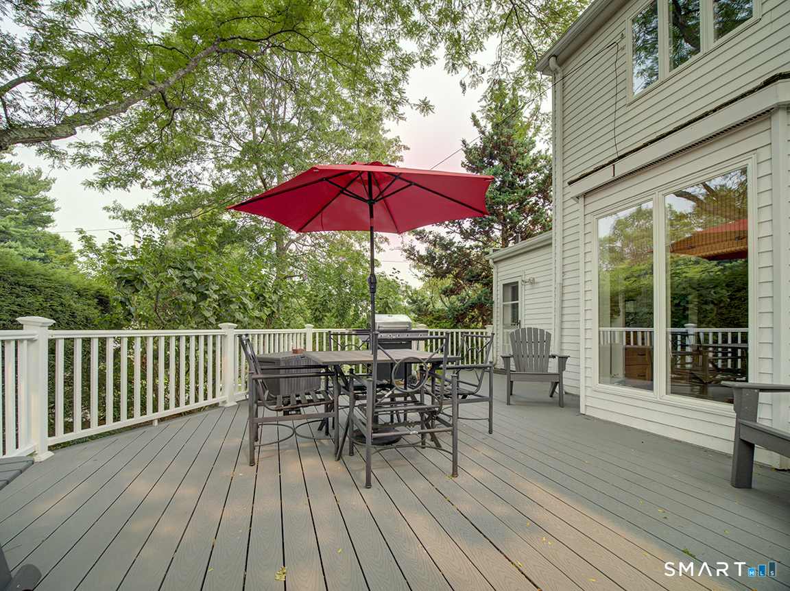 75 Churchill Road Hamden, CT 06517 - Photo 7 of 40