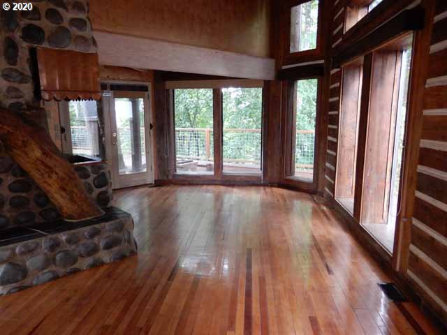 5409 Ivy Street Springfield, OR 97478 - Photo 5 of 7