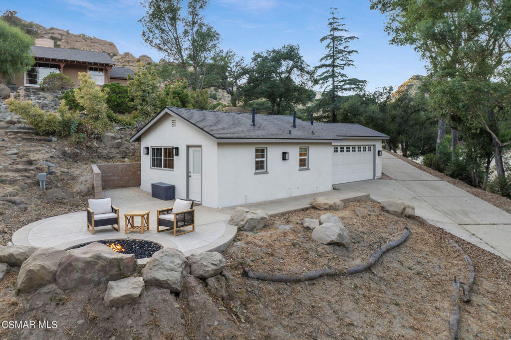 10869 Farralone Avenue Chatsworth, CA 91311 - Photo 20 of 38