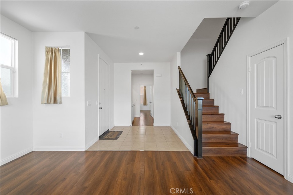 32395 Magee Lane Temecula, CA 92592 - Photo 5 of 29