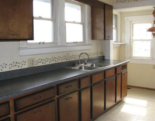 1231 Terrace Springfield Oh 45503 Springfield, OH 45503 - Photo 3 of 9