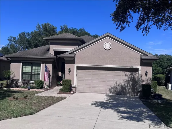 $2,300 | 1675 West Caroline Path, Lecanto, FL 34461