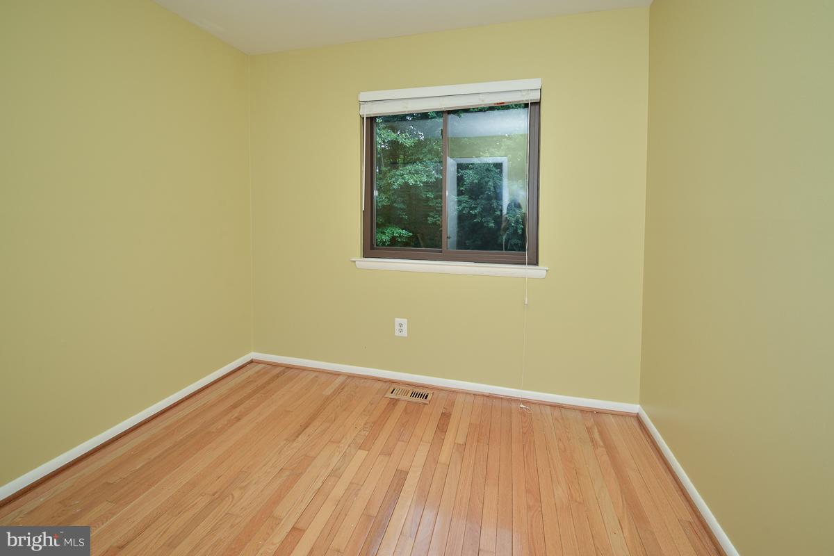 2341 Millennium Lane Reston, VA 20191 - Photo 17 of 25 Bedroom