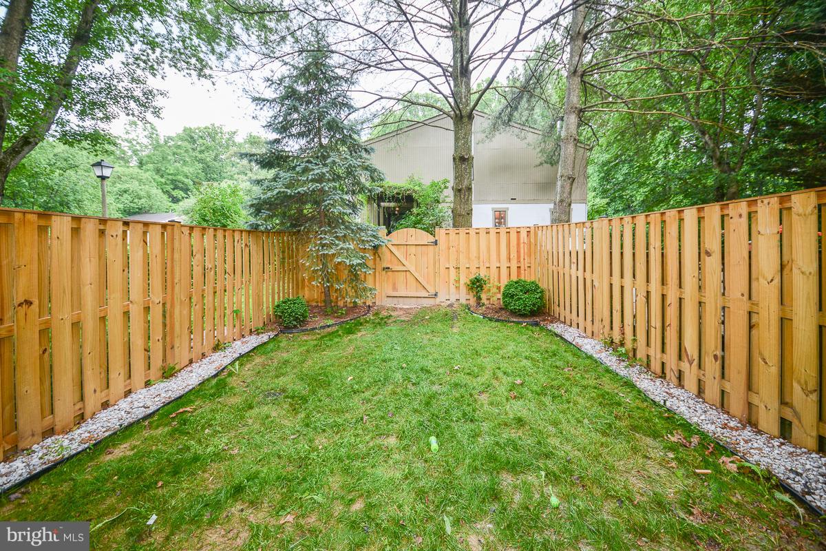 2341 Millennium Lane Reston, VA 20191 - Photo 24 of 25 Exterior (Rear)