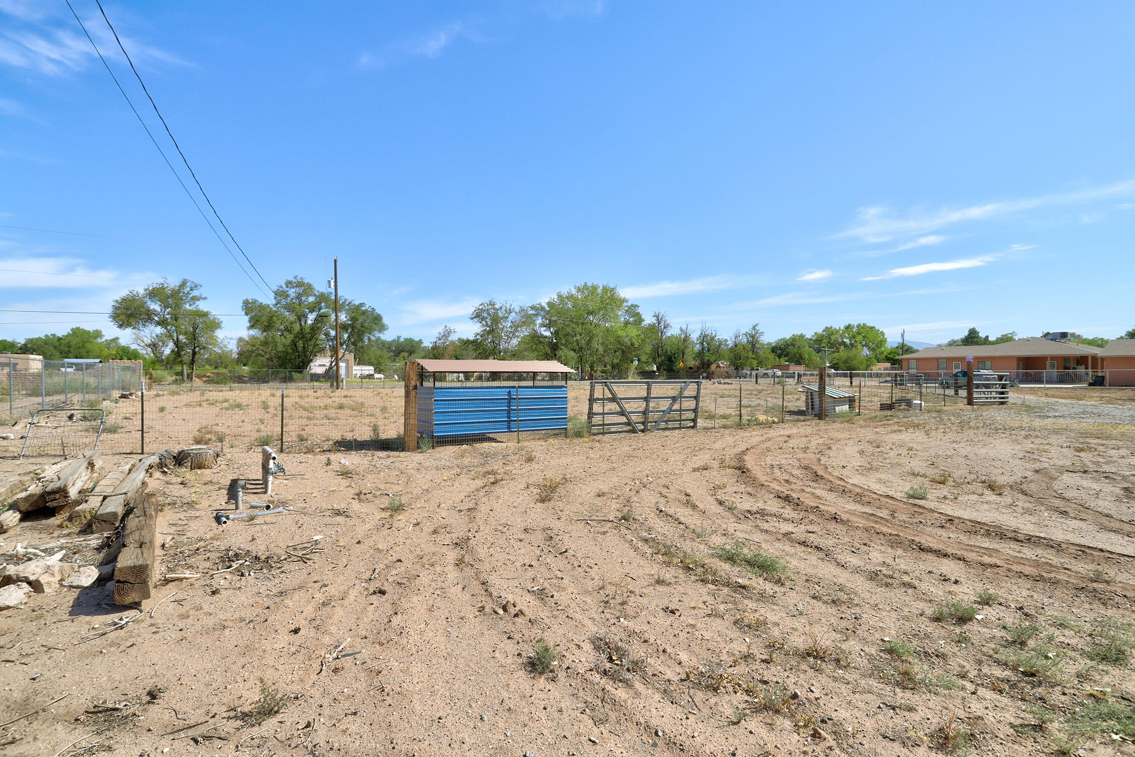2332 Sunshine Road Southwest Albuquerque, NM 87105 - Photo 25 of 28 Gallery Image 25