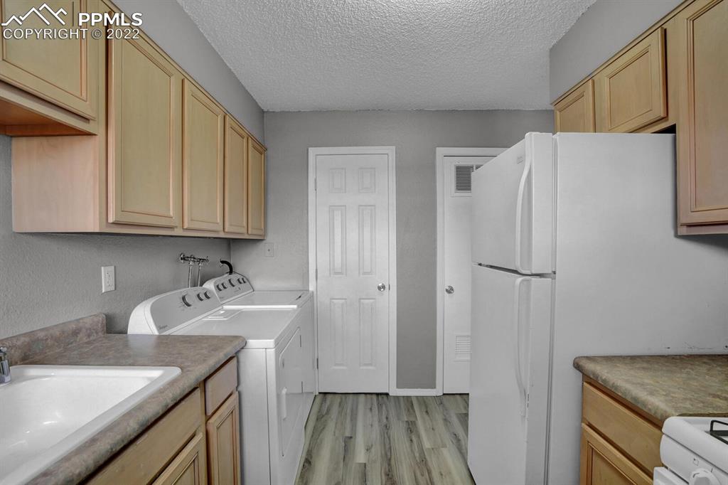 8019 Wolff Street, Unit B Westminster, CO 80003 - Photo 6 of 15