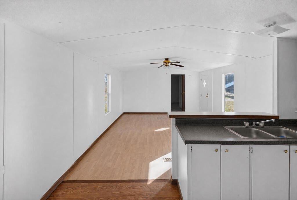 357 East 2nd Street Blue Ridge, GA 30513 - Photo 6 of 11 Gallery Image 6