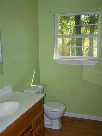 5311 Blue Springs Road Sparta, TN 38583 - Photo 14 of 16 Full bath