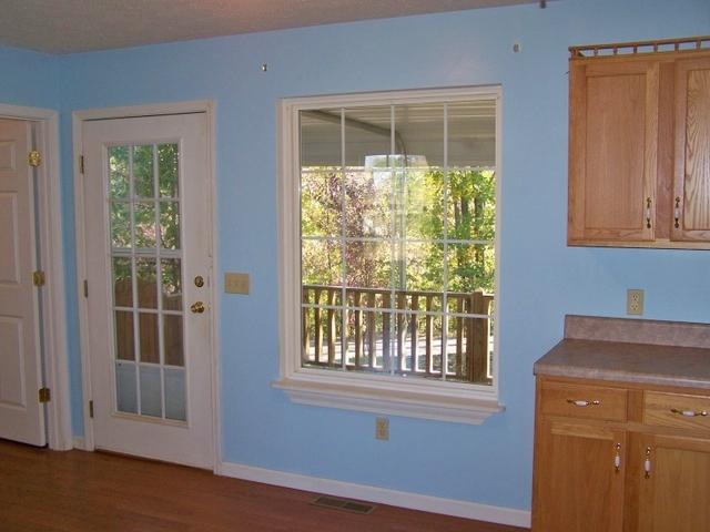 5311 Blue Springs Road Sparta, TN 38583 - Photo 9 of 16 Door to back porch