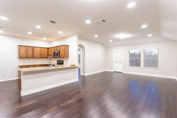 $2,295 | 1009 Riverstone Trail, Princeton, TX 75407