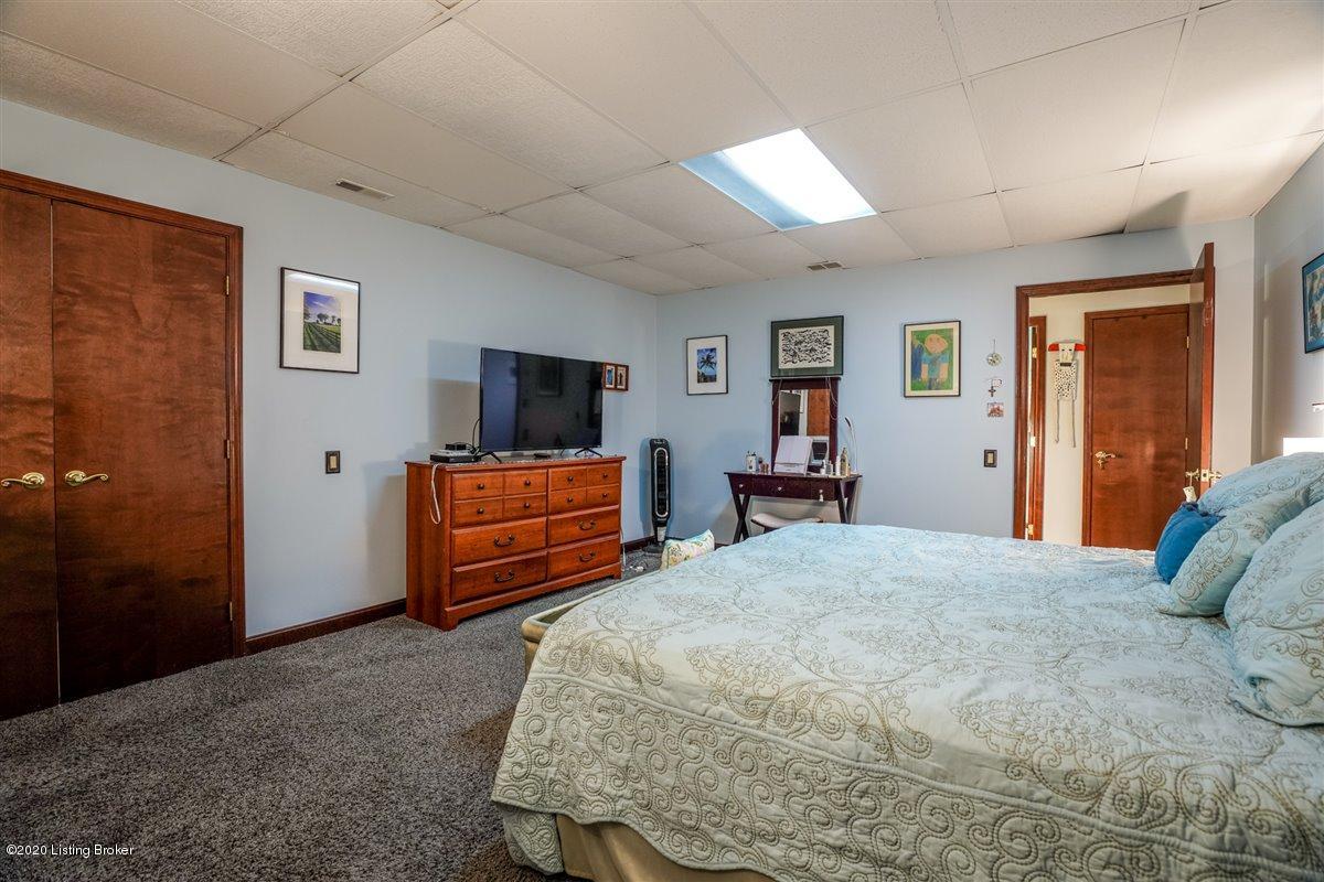 3312 Gatecreek Road Louisville, KY 40272 - Photo 30 of 66 Downstairs room used as the fourth bedroom.
