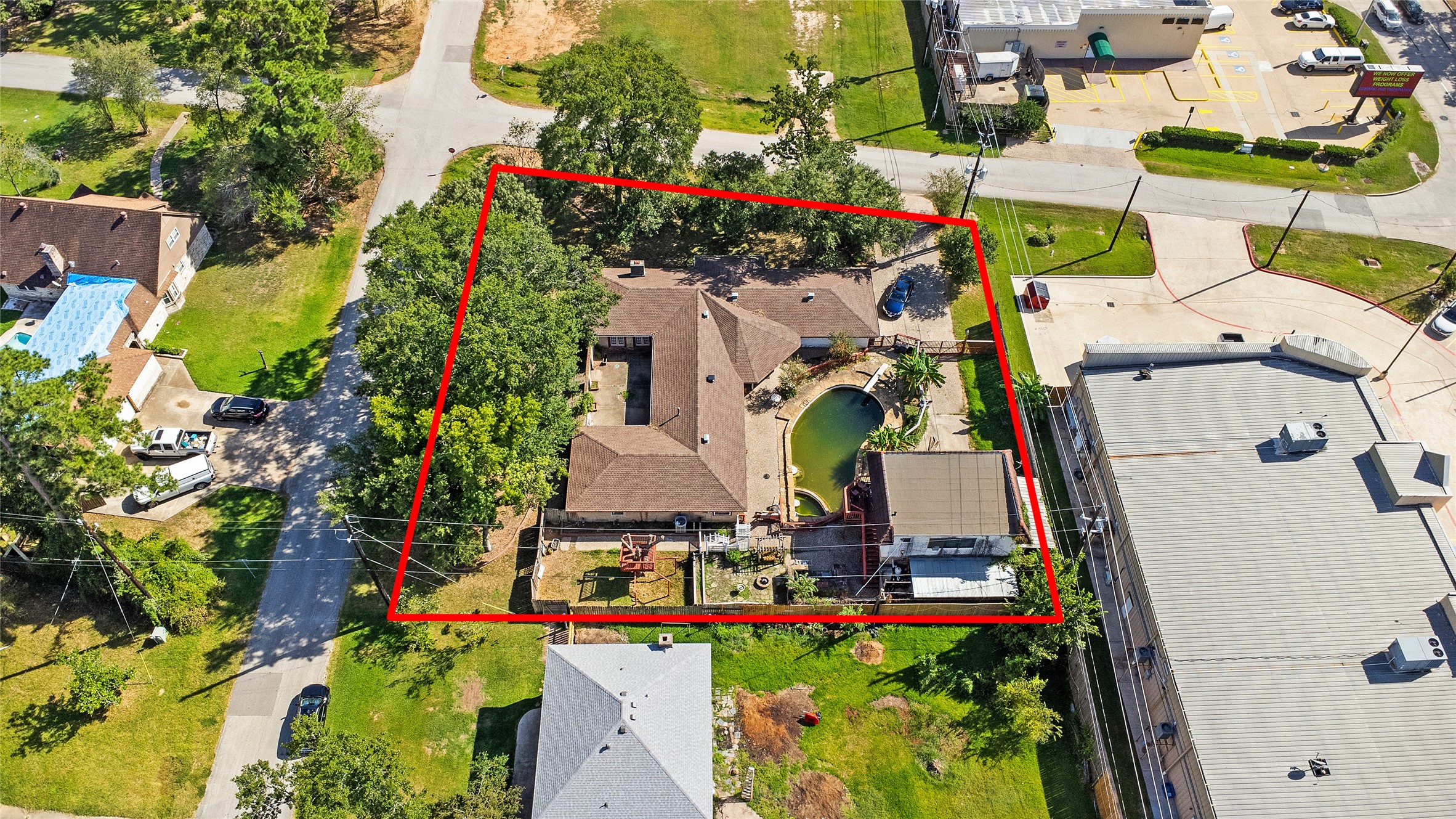 186 Spring Pines Drive Spring, TX 77386 - Photo 2 of 9 a view of yard