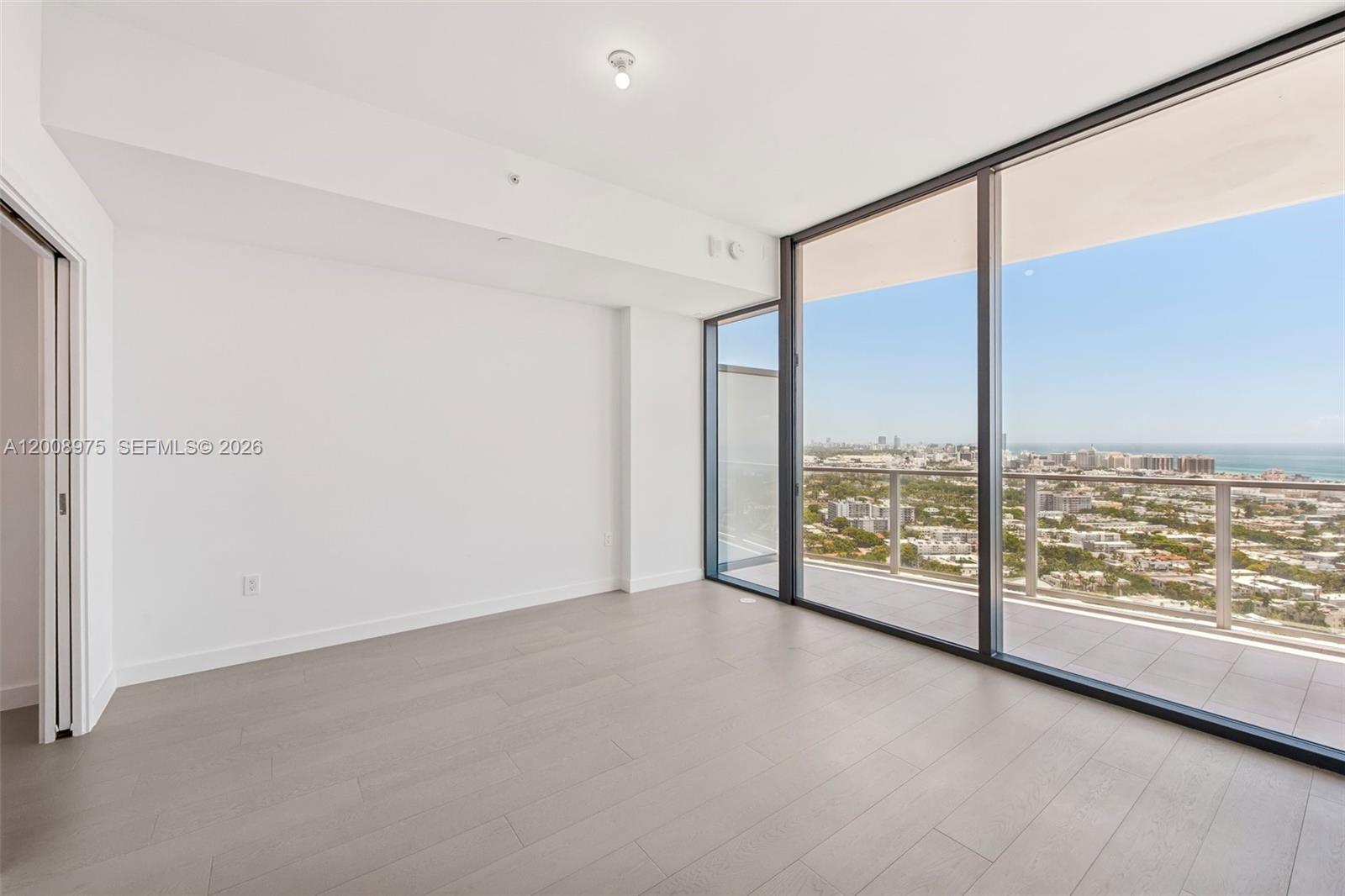 500 Alton Road, Unit 3004 Miami Beach, FL 33139 - Photo 12 of 31