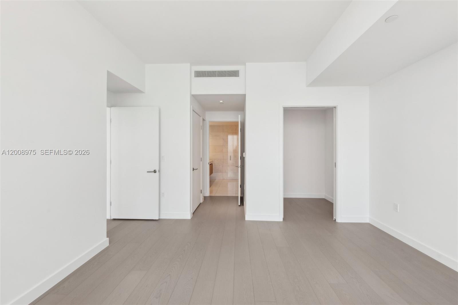 500 Alton Road, Unit 3004 Miami Beach, FL 33139 - Photo 14 of 31