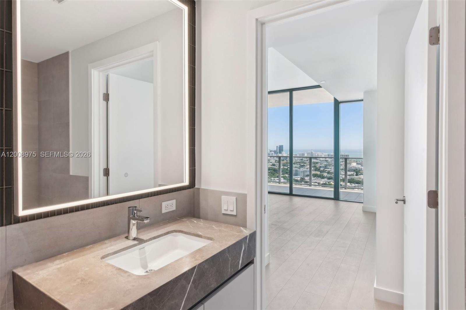 500 Alton Road, Unit 3004 Miami Beach, FL 33139 - Photo 20 of 31