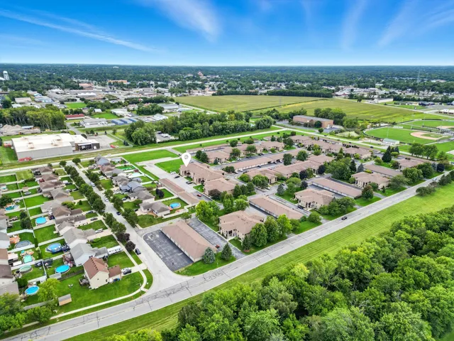 $349,800 | 1343 Prairie Drive, Crown Point, IN 46307