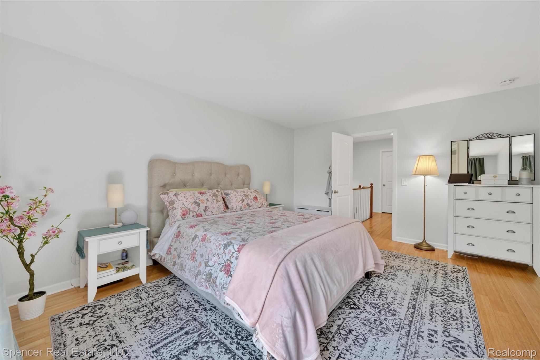 537 Tennyson Rochester, MI 48307 - Photo 20 of 35 21-537-Tennyson-Rochester-Hills-Windowstill.jpg