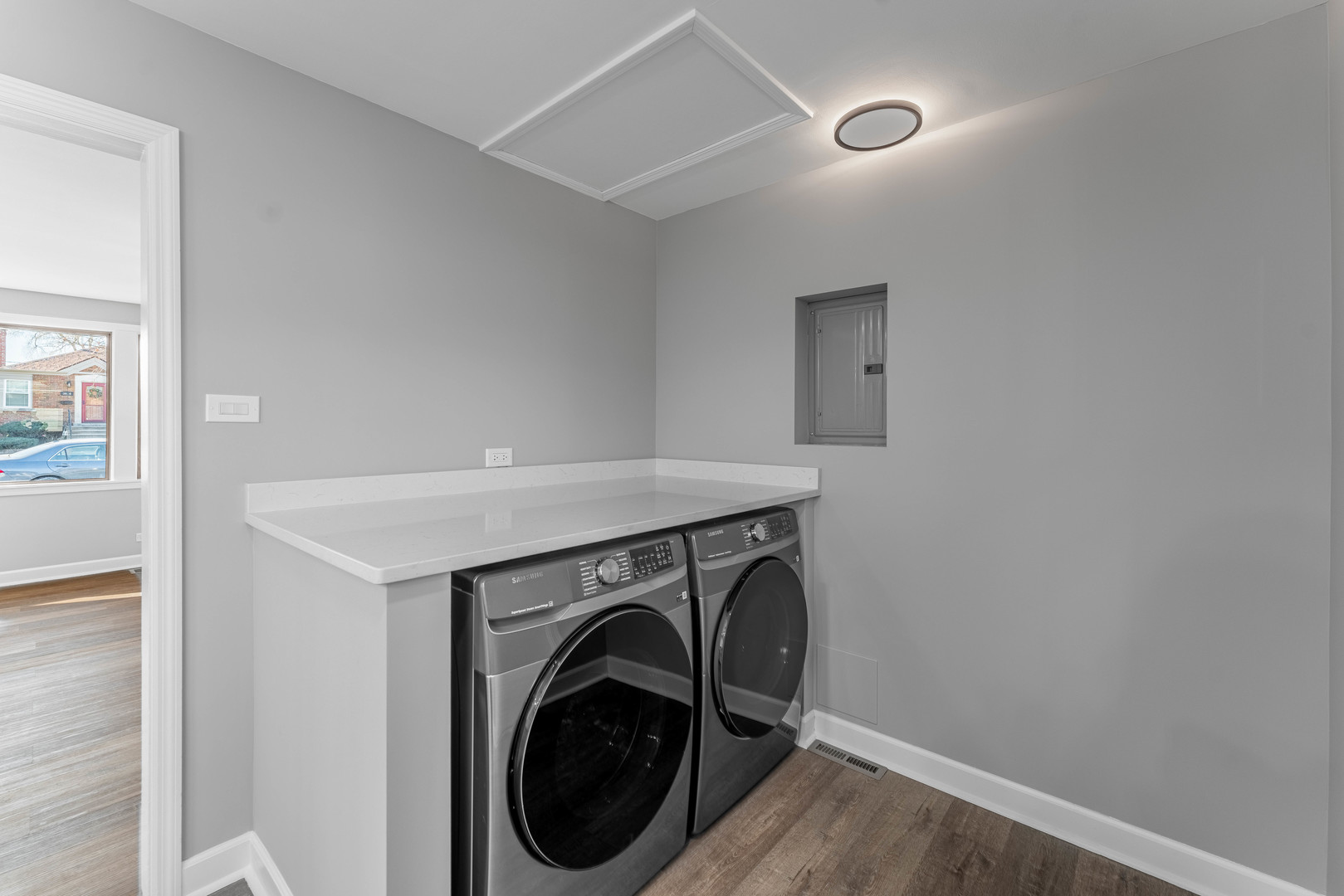 3615 Raymond Avenue Brookfield, IL 60513 - Photo 21 of 49 a utility room with dryer and washer