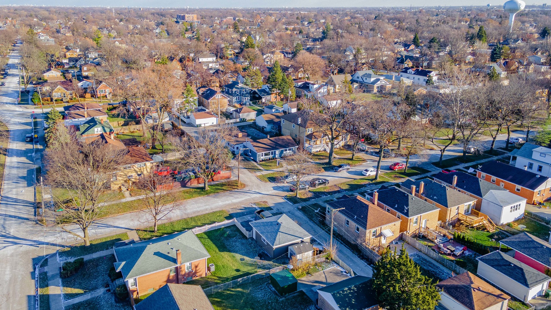 3615 Raymond Avenue Brookfield, IL 60513 - Photo 48 of 49 an aerial view of a houses with outdoor space