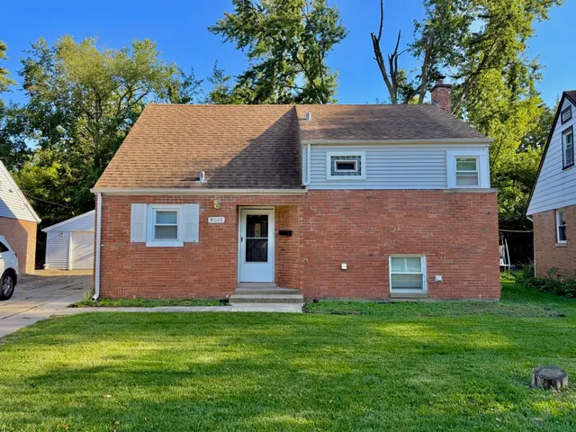 $236,000 | 2045 Downey Road, Homewood, IL 60430
