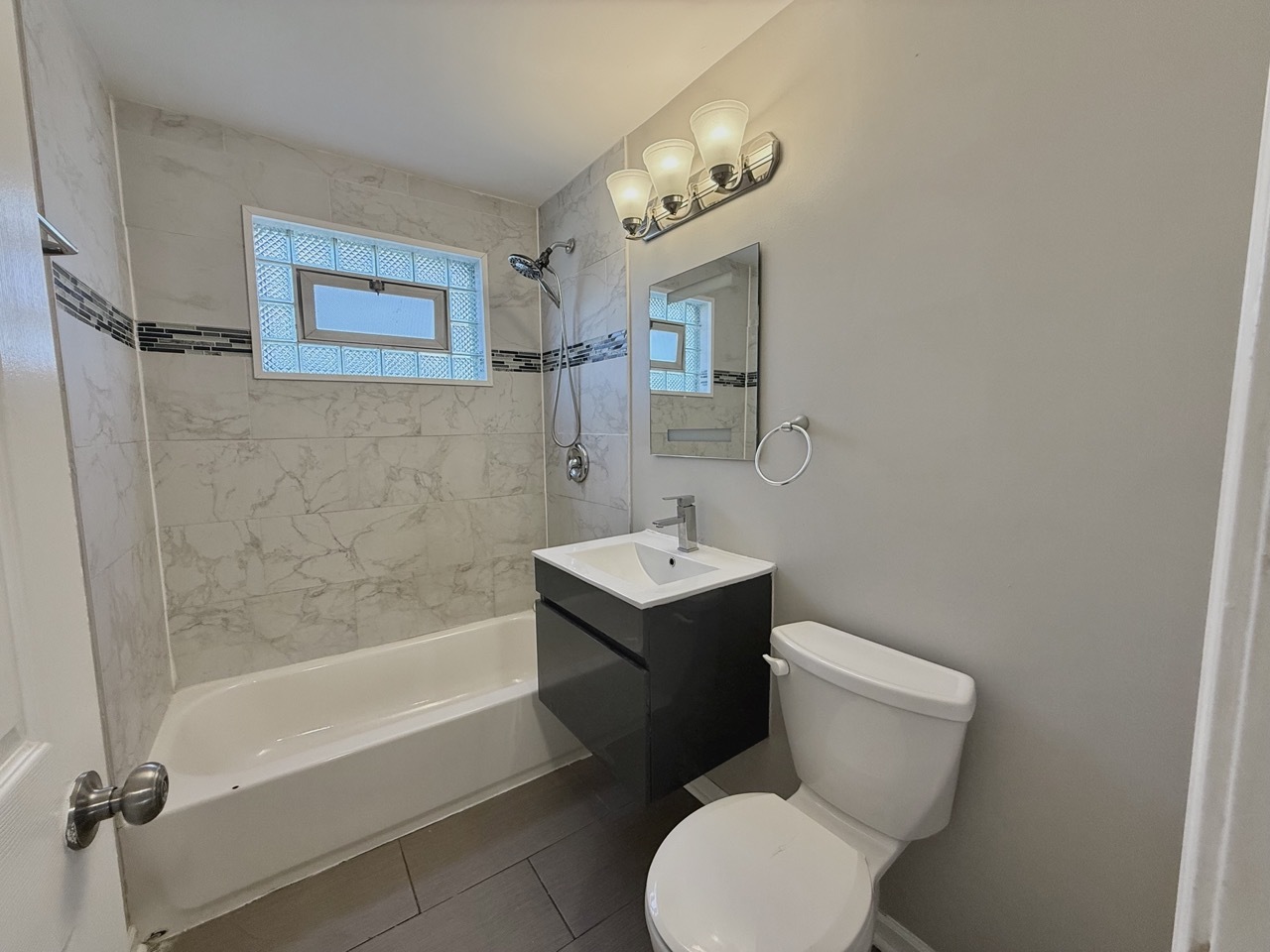 2045 Downey Road Homewood, IL 60430 - Photo 7 of 20