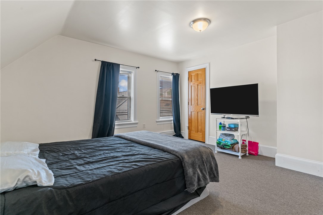 246 Smith Street Cranston, RI 02905 - Photo 29 of 50