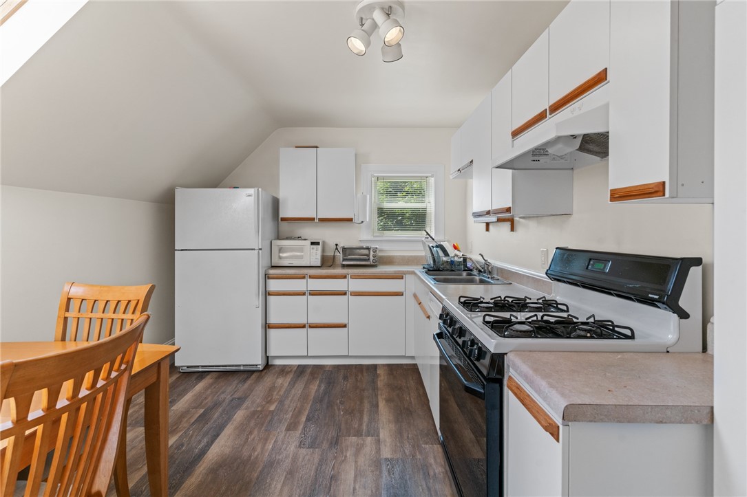 246 Smith Street Cranston, RI 02905 - Photo 41 of 50