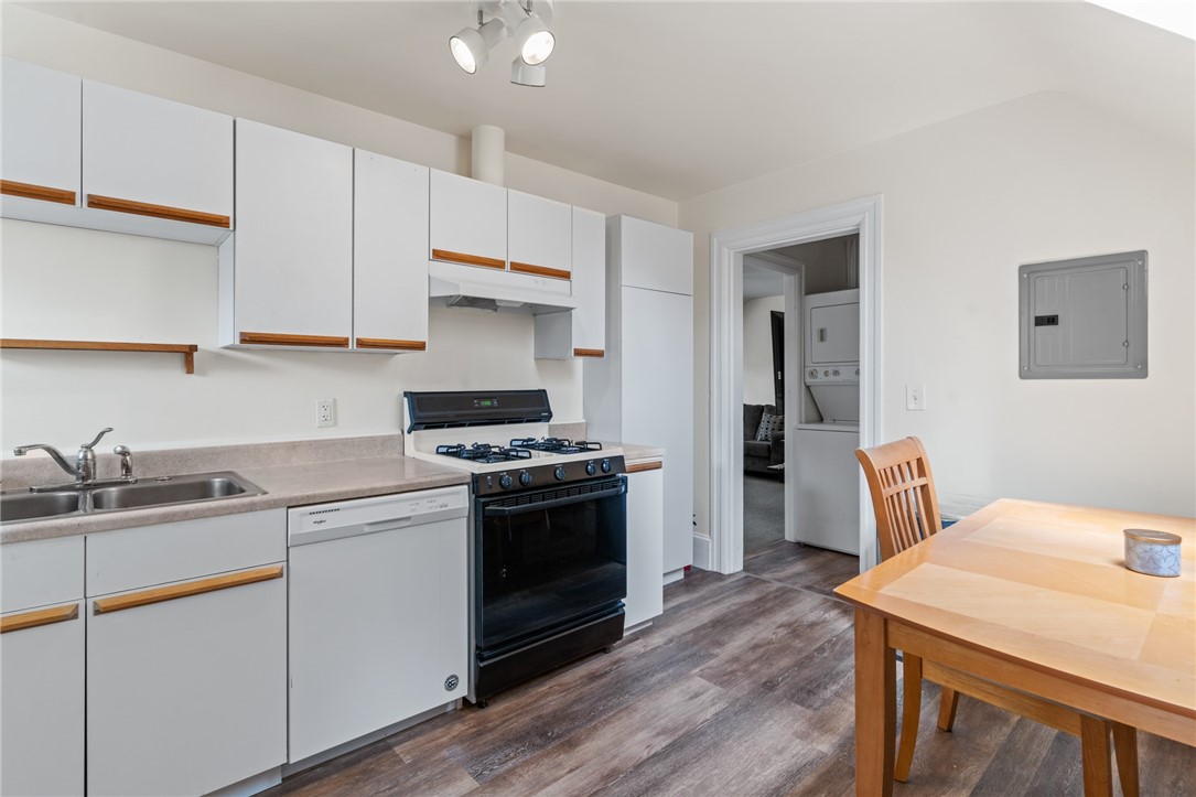 246 Smith Street Cranston, RI 02905 - Photo 42 of 50