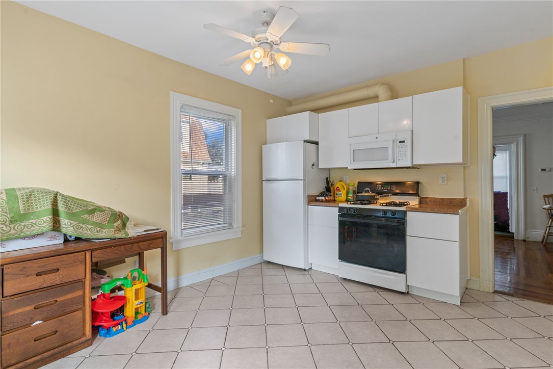 246 Smith Street Cranston, RI 02905 - Photo 7 of 50