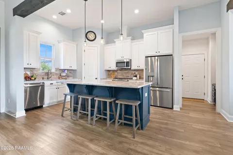 $410,000 | 1103 Belle Place Olivier Road, New Iberia, LA 70563