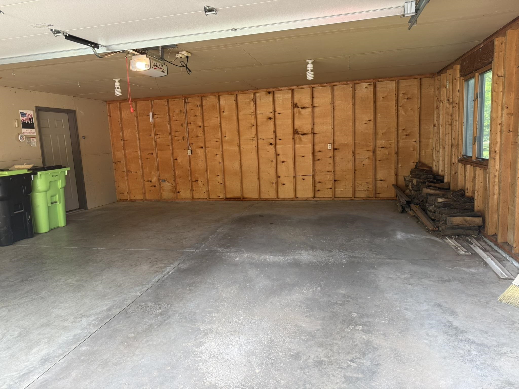 1864 Imperial Road Oshkosh, WI 54904 - Photo 18 of 21