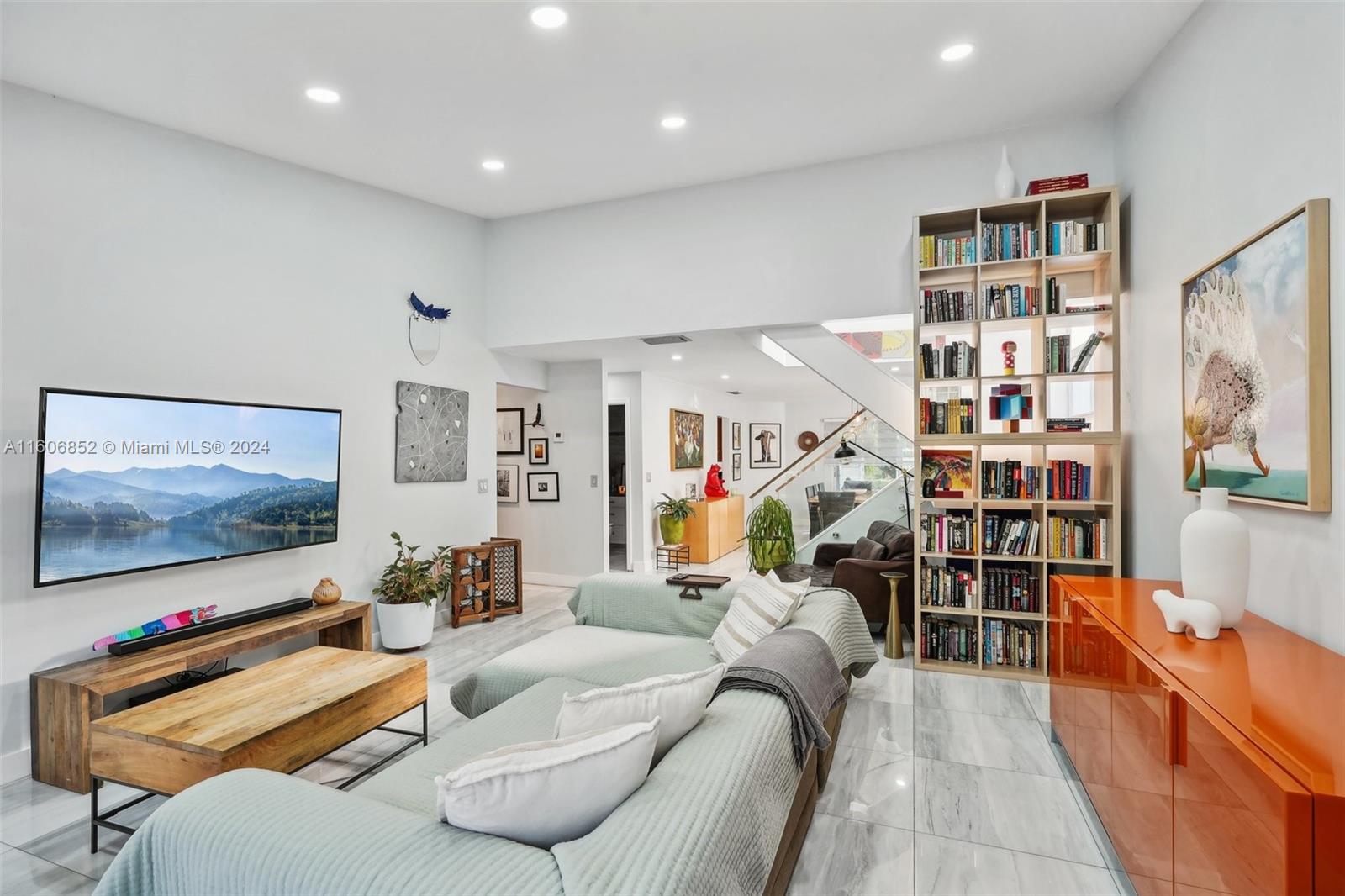 4749 Northwest 98th Pl