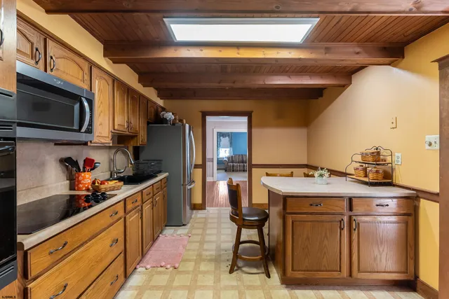 $350,000 | 225 Chestnut Neck Road, Port Republic, NJ 08241