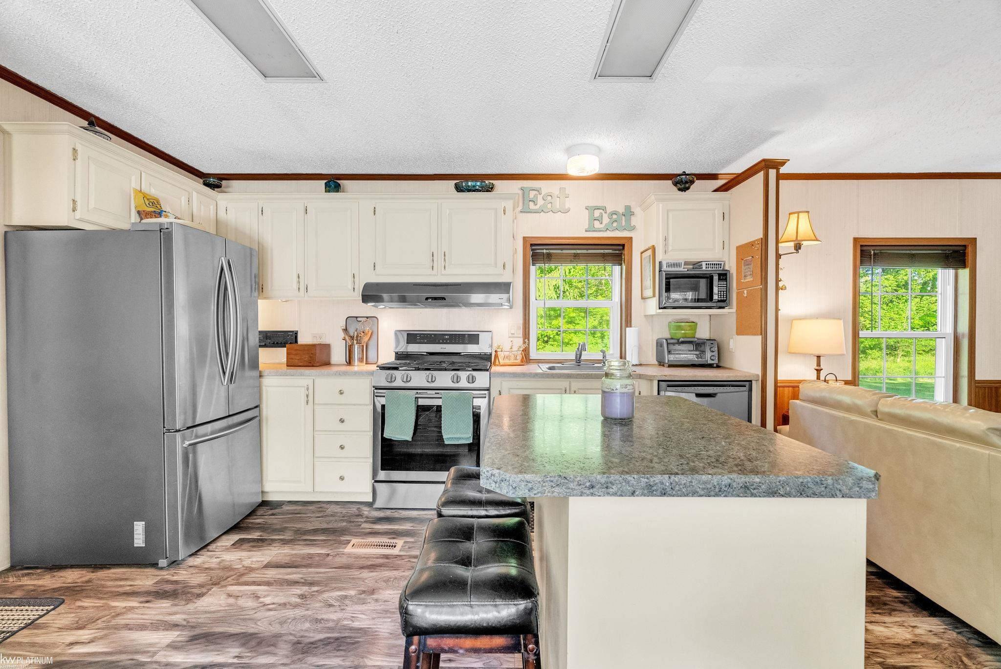 6333 Griswold Road Smiths Creek, MI 48074 - Photo 11 of 22