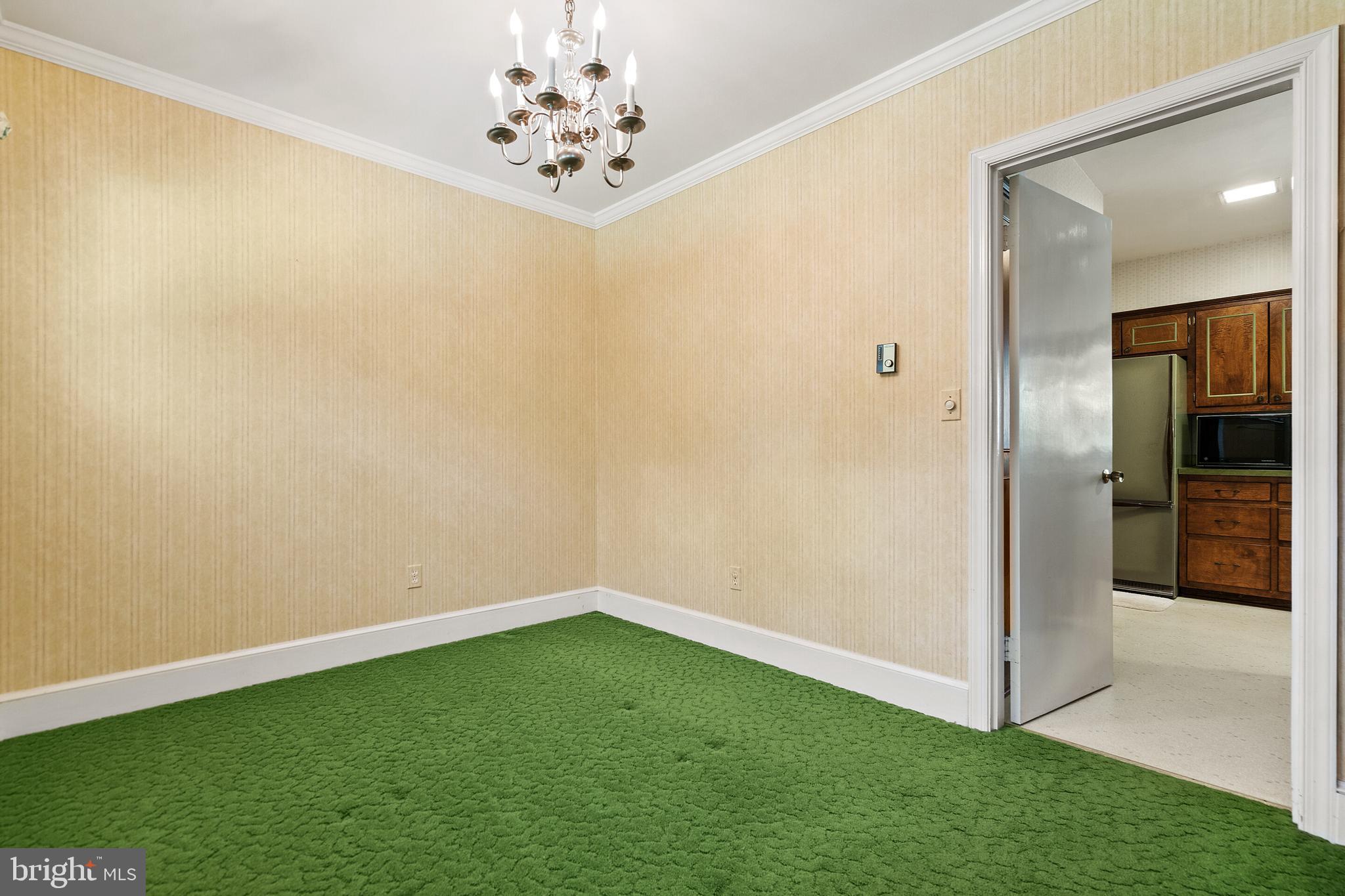 16014 Braggs Corner Road Culpeper, VA 22701 - Photo 13 of 43 Dining room