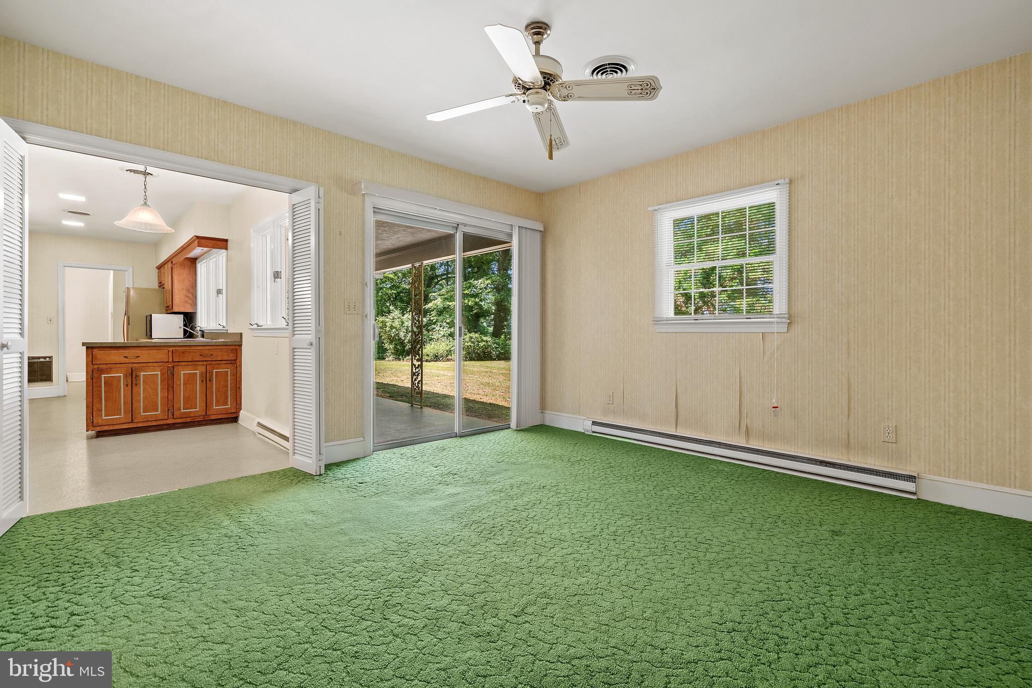 16014 Braggs Corner Road Culpeper, VA 22701 - Photo 15 of 43 Family room