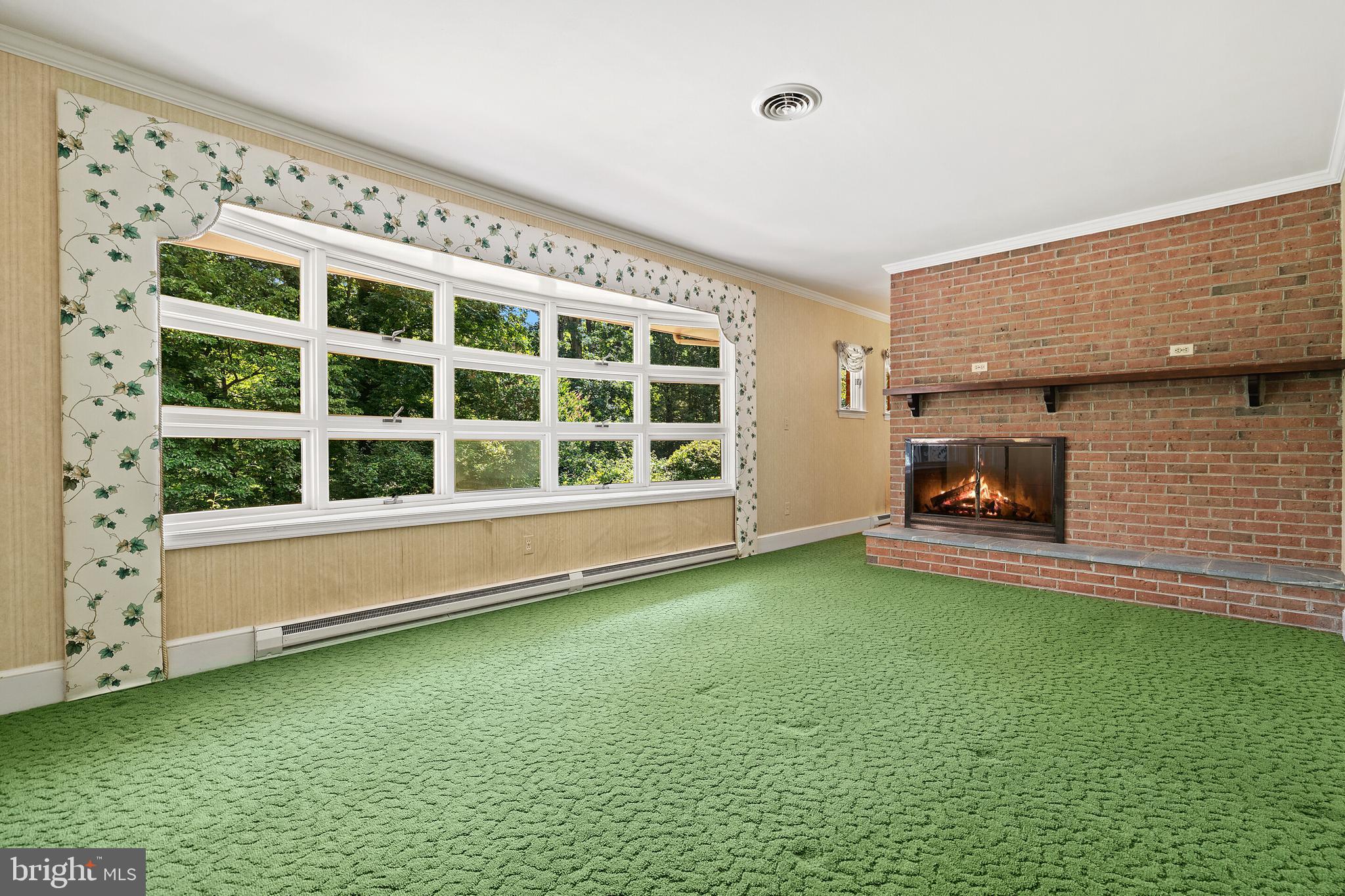 16014 Braggs Corner Road Culpeper, VA 22701 - Photo 17 of 43 living room