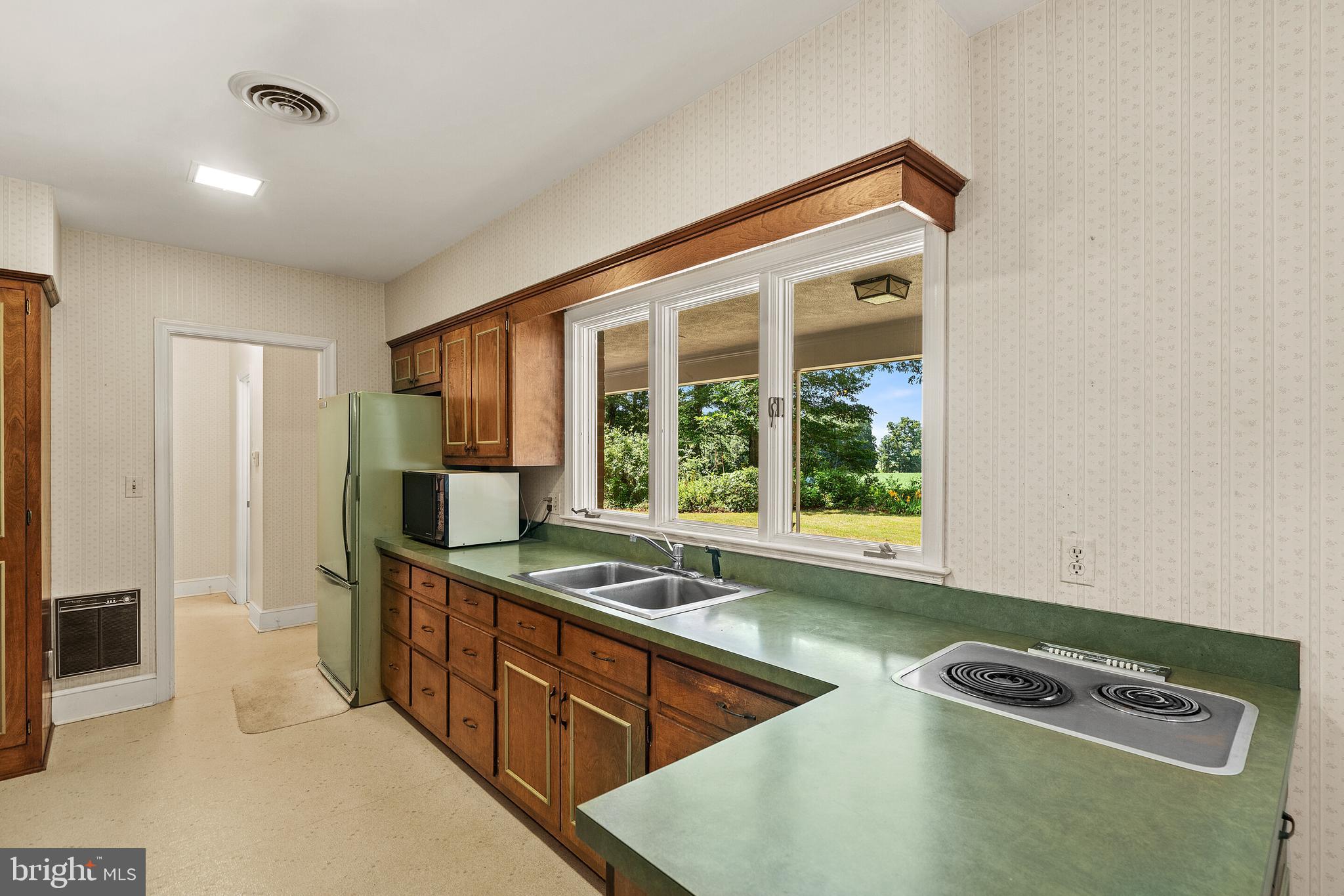 16014 Braggs Corner Road Culpeper, VA 22701 - Photo 6 of 43 Kitchen