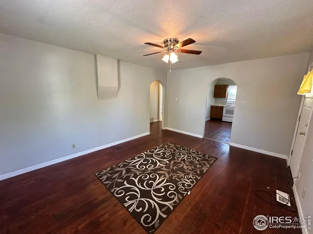 $184,500 | 90 Cedar Avenue, Akron, CO 80720