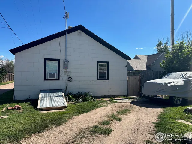 $184,500 | 90 Cedar Avenue, Akron, CO 80720