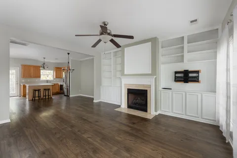 $314,900 | 237 Northcrest Commons Circle, Nashville, TN 37211