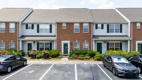 $314,900 | 237 Northcrest Commons Circle, Nashville, TN 37211