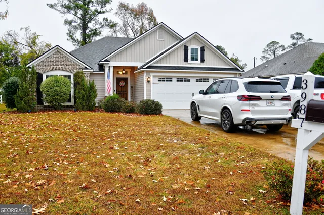 a house view with a outdoor space