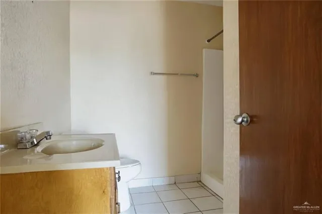 $600 | 5007 East US Highway 83, Unit 20, Rio Grande City, TX 78582