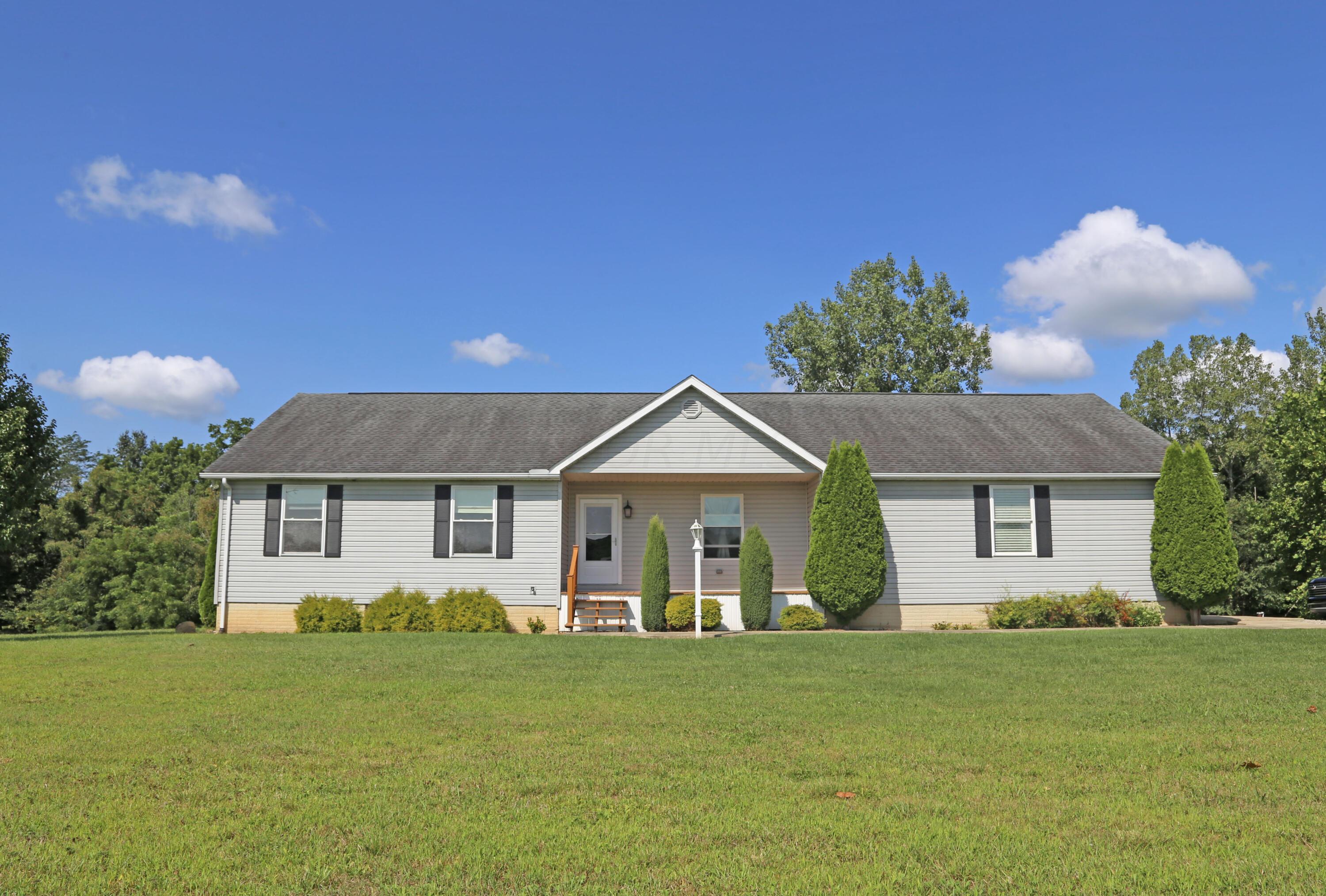 2223 Newark Road Utica, OH 43080 - Photo 2 of 49 IMG_7387